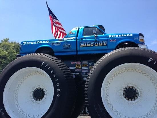 Bigfoot 4 x 4 Inc